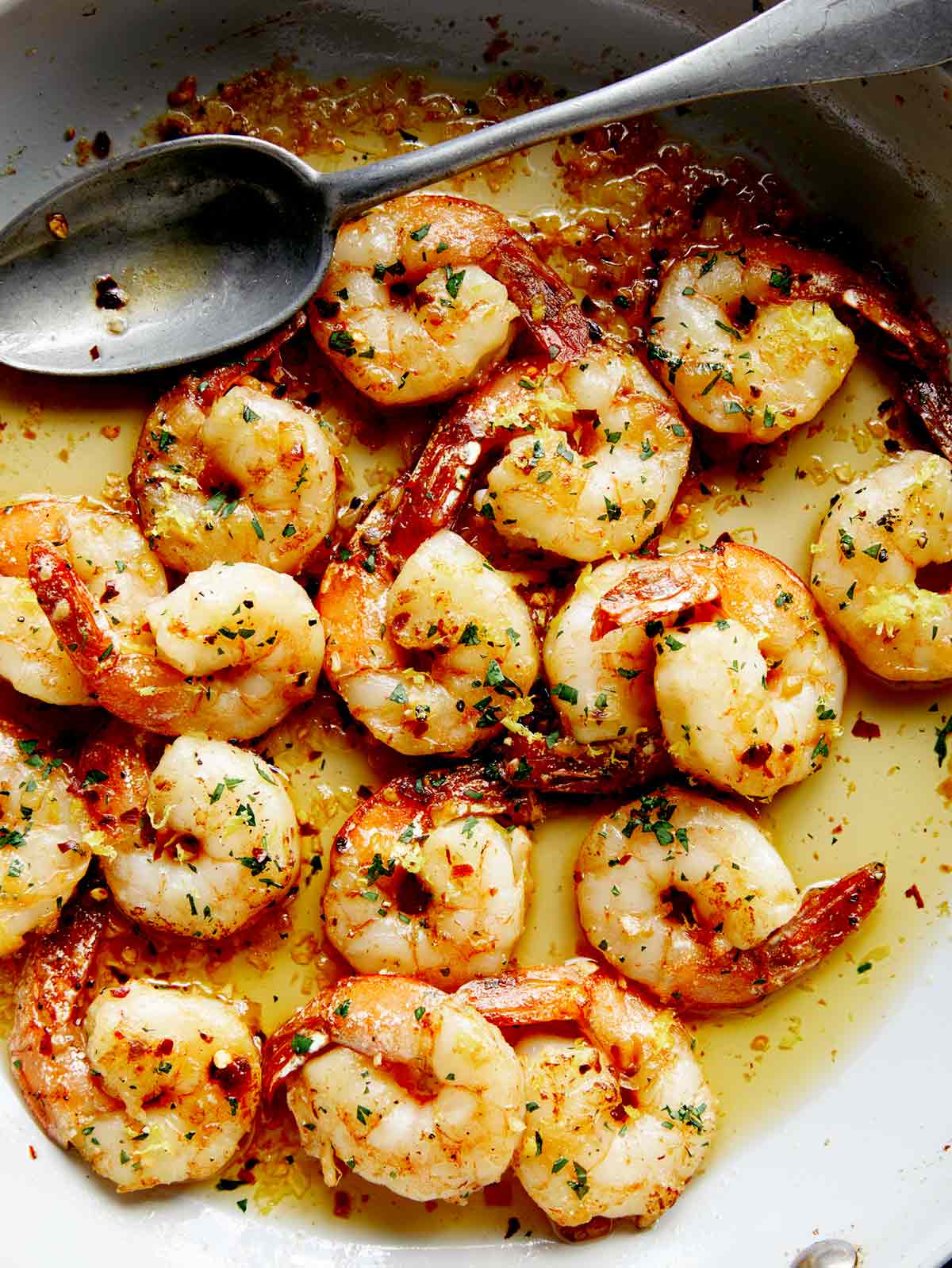 Shrimp Scampi with Tender Shrimp and Garlic Butter Sauce
