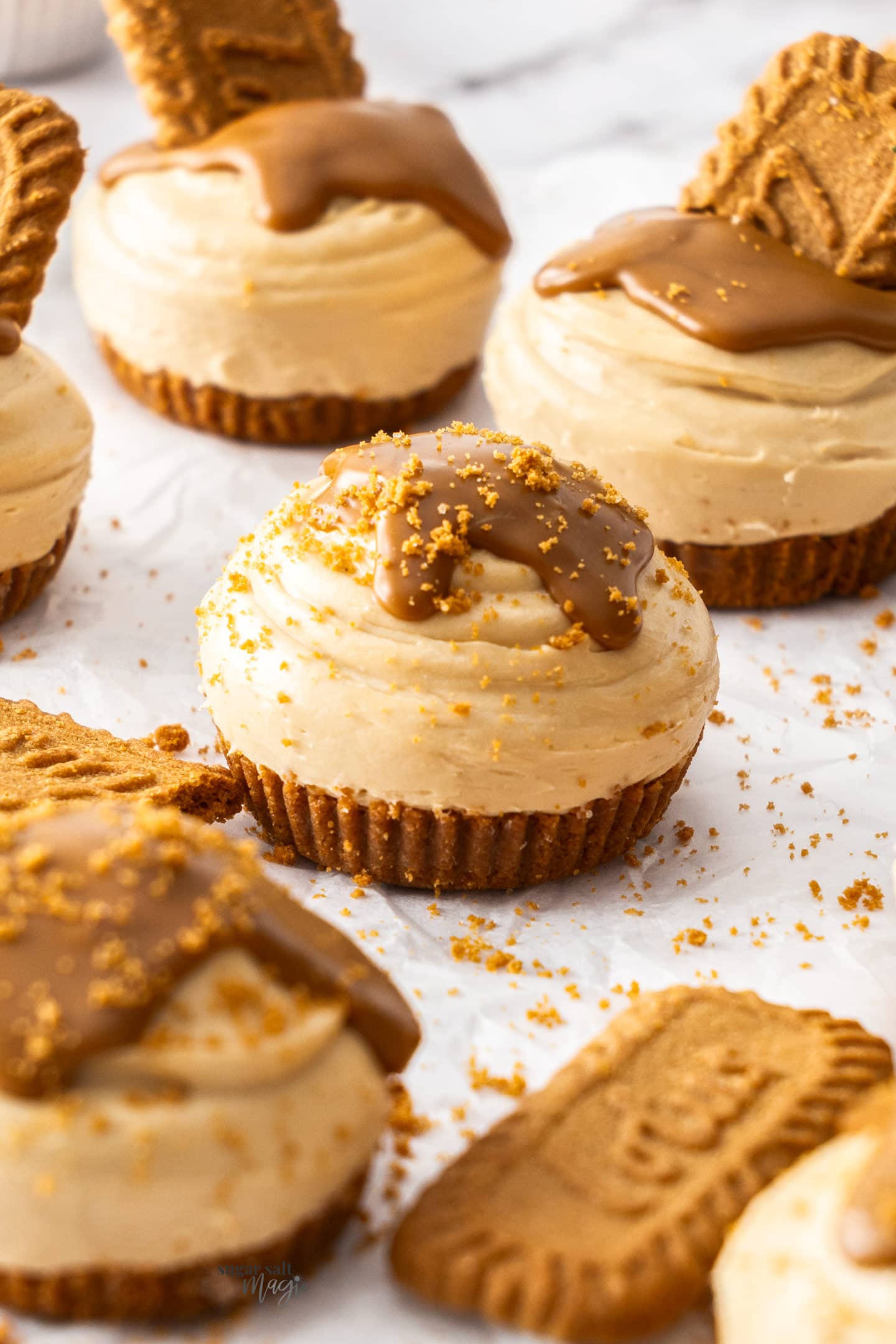 Mini Biscoff Cheesecakes With Creamy Cookie Butter Filling