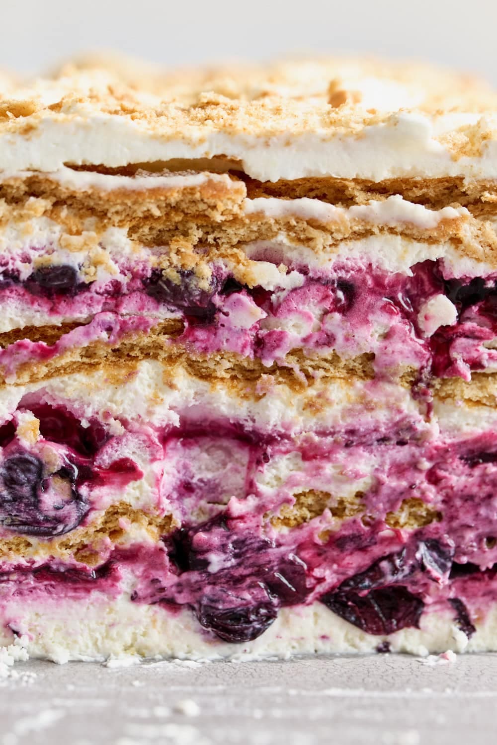 Blueberry Lemon Icebox Cake: No-Bake Summer Treat with Creamy Layers