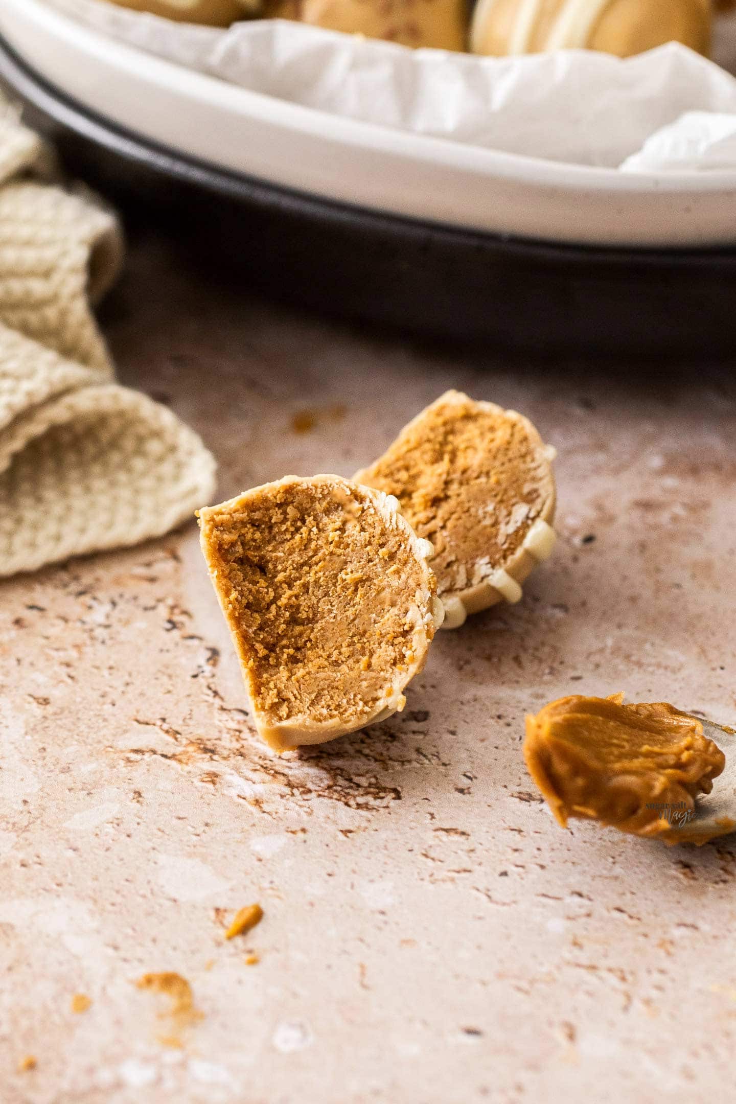 Biscoff Truffles With Crunchy Cookie Bits and White Chocolate