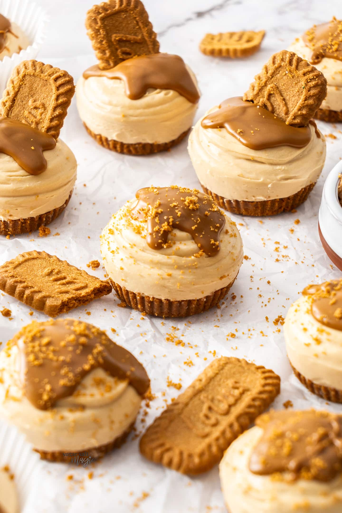 Mini Biscoff Cheesecakes With Creamy Cookie Butter Filling
